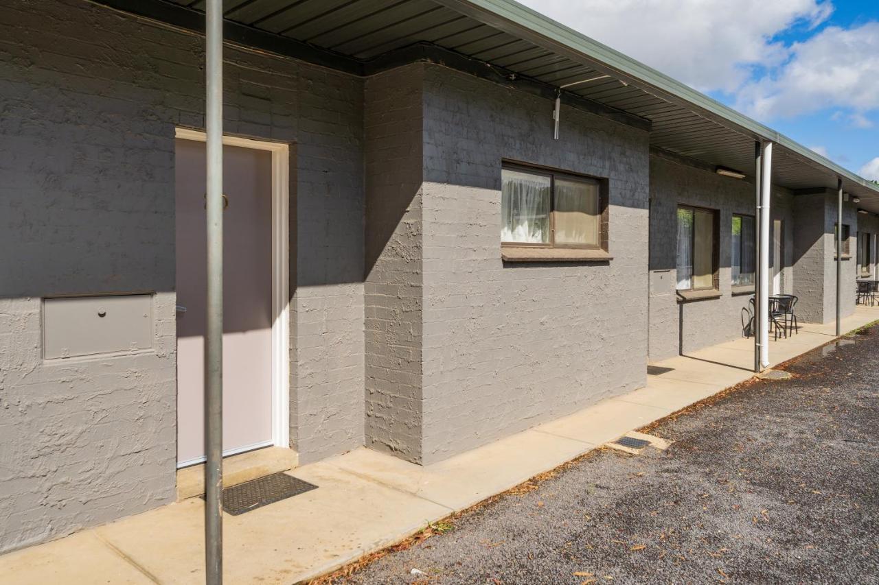 Castle Motel Castlemaine Exterior photo