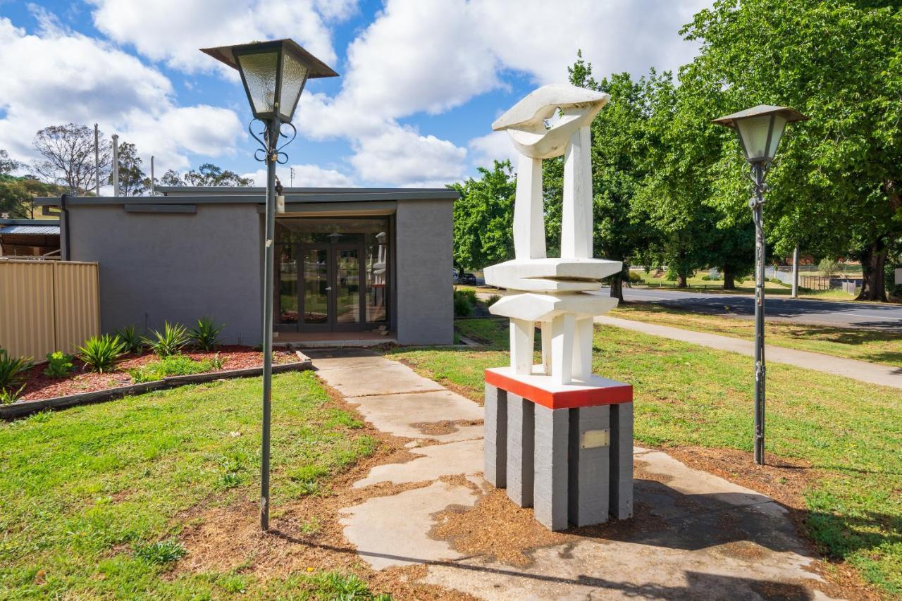 Castle Motel Castlemaine Exterior photo